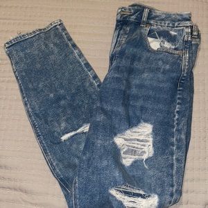American eagle curvy mom ripped jeans